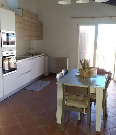 Appartamento Minerva Palo del Colle Luaran gambar