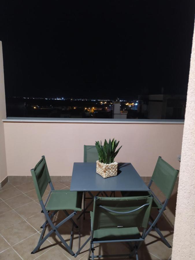 Appartamento Minerva Palo del Colle Luaran gambar