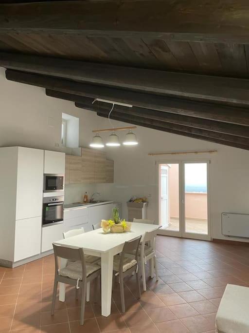 Appartamento Minerva Palo del Colle Luaran gambar